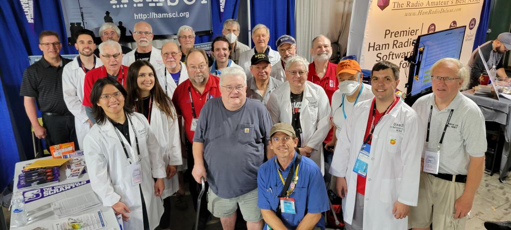 HamSCI Hamvention Group Photo 2022